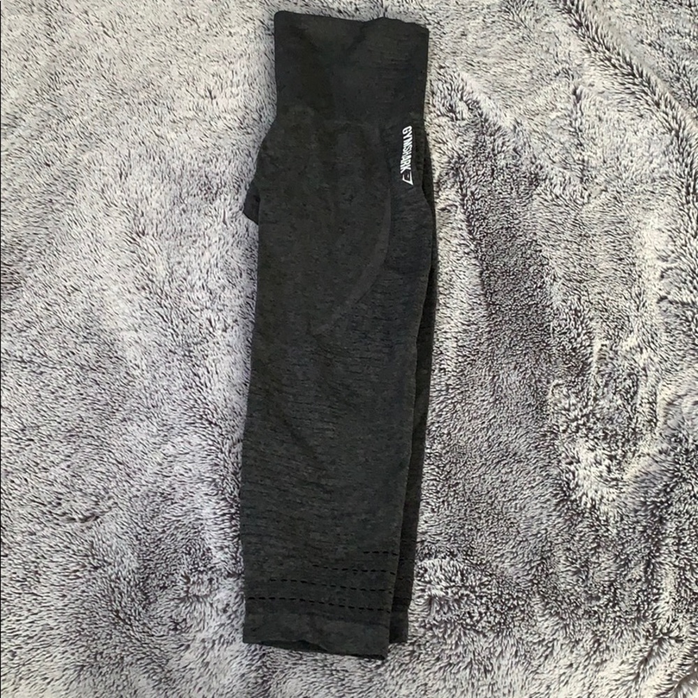 Gymshark M crops